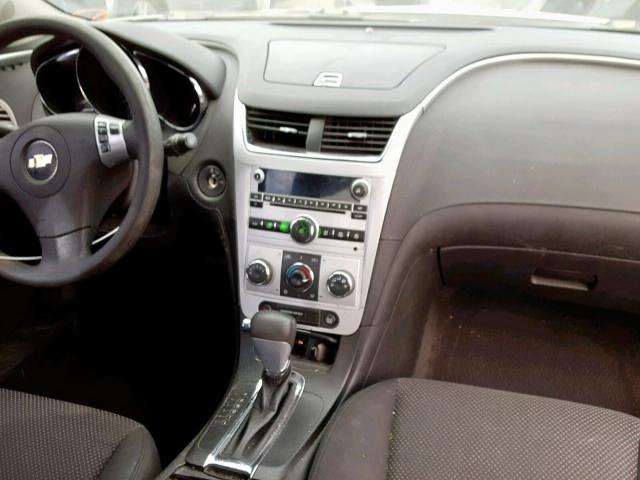 1G1ZH57B79F119249 - 2009 CHEVROLET MALIBU 1LT SILVER photo 9