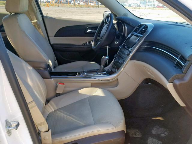 1G11D5SR3DF129444 - 2013 CHEVROLET MALIBU 1LT WHITE photo 5