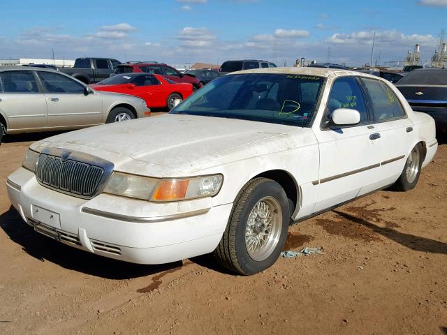 2MEFM75WXWX671706 - 1998 MERCURY GRAND MARQ WHITE photo 2