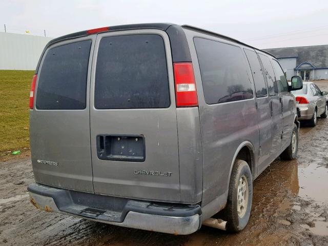 1GNFG15X051227120 - 2005 CHEVROLET EXPRESS G1 BROWN photo 4