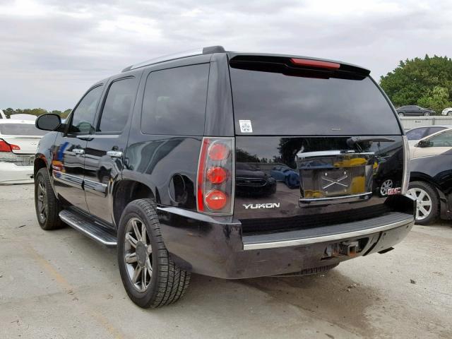 100000000010736W1 - 2007 GMC YUKON BLACK photo 3