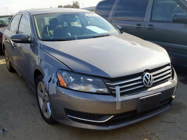 1VWBP7A3XCC107160 - 2012 VOLKSWAGEN PASSAT SE GRAY photo 1