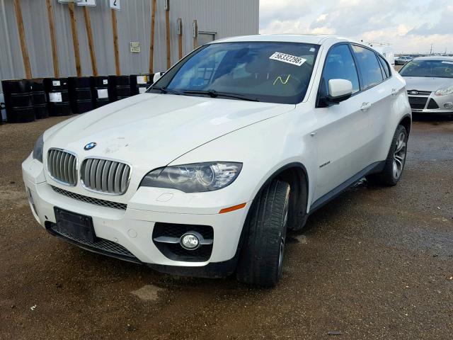 5UXFG8C5XCLZ97201 - 2012 BMW X6 XDRIVE5 WHITE photo 2