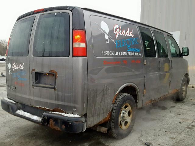 1GCFH154381165972 - 2008 CHEVROLET EXPRESS G1 GRAY photo 4