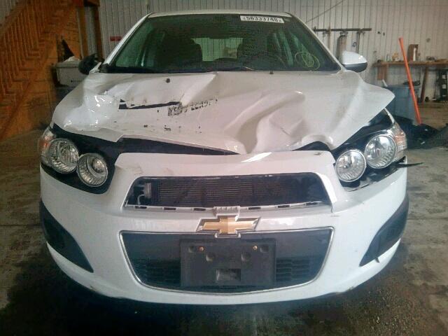 1G1JA6SG5G4153113 - 2016 CHEVROLET SONIC LS WHITE photo 9