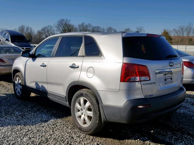 5XYKT3A12BG049657 - 2011 KIA SORENTO BA SILVER photo 3