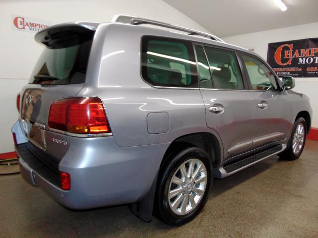 JTJHY00W484007891 - 2008 LEXUS LX 570 GRAY photo 3