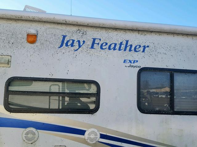 1UJBJHBJ8A1JH0205 - 2010 JAYCO JAYFEATHER  WHITE photo 5