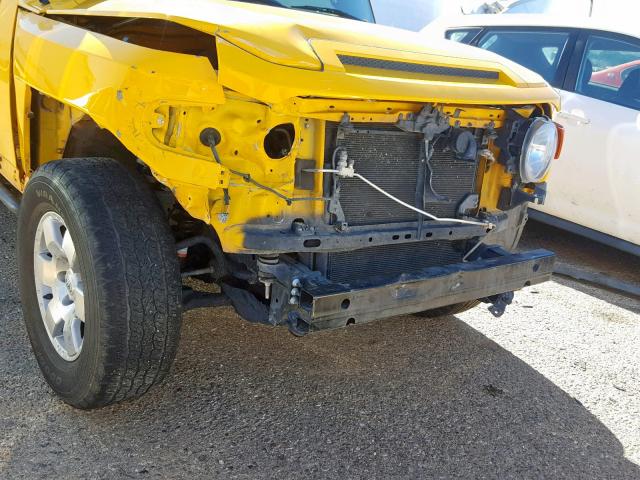 JTEBU11F970060192 - 2007 TOYOTA FJ CRUISER YELLOW photo 9