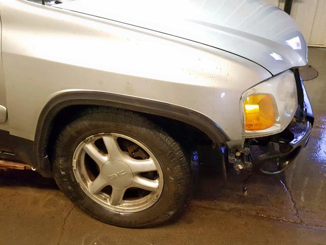 1GKDT13S052278361 - 2005 GMC ENVOY SILVER photo 9