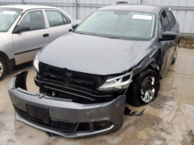 3VW2K7AJ3DM393477 - 2013 VOLKSWAGEN JETTA BASE GRAY photo 2