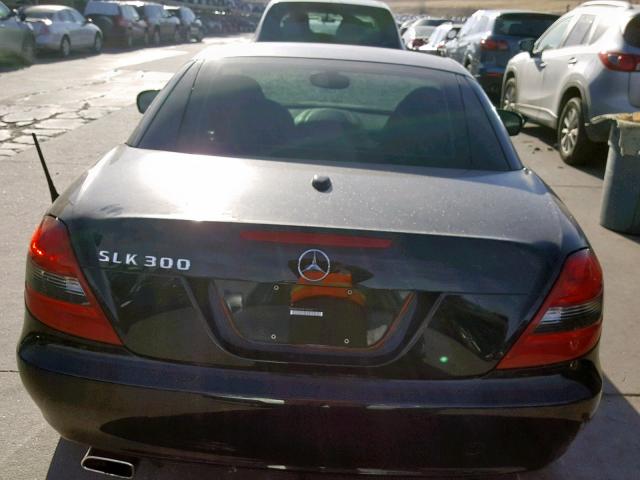 WDBWK54FX9F190379 - 2009 MERCEDES-BENZ SLK 300 BLACK photo 6