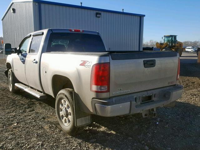 1GT424C83BF166551 - 2011 GMC SIERRA K35 GRAY photo 3