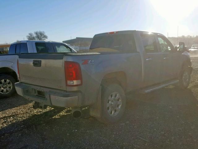 1GT424C83BF166551 - 2011 GMC SIERRA K35 GRAY photo 4