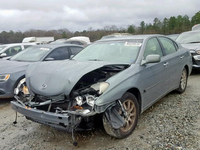 JTHBA30G240010568 - 2004 LEXUS ES 330 GREEN photo 2