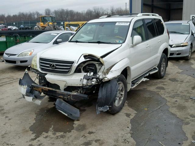 JTJBT20X640044922 - 2004 LEXUS GX 470 WHITE photo 2