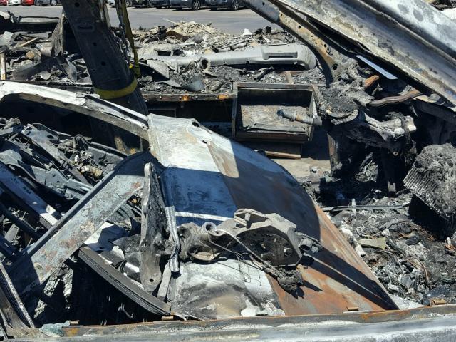 5UXZV8C54BLL67854 - 2011 BMW X5 XDRIVE5 WHITE photo 5