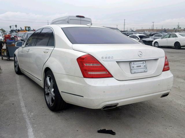 WDDNG7DBXDA531394 - 2013 MERCEDES-BENZ S 550 WHITE photo 3