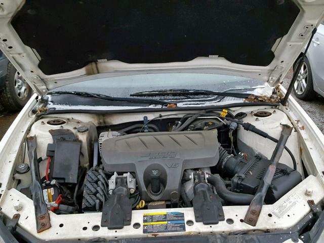 2G2WP552961139011 - 2006 PONTIAC GRAND PRIX WHITE photo 7