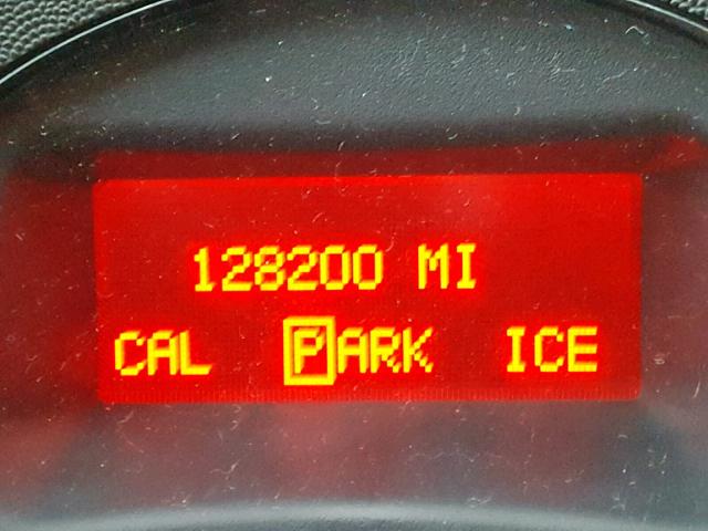 2G2WP552961139011 - 2006 PONTIAC GRAND PRIX WHITE photo 8