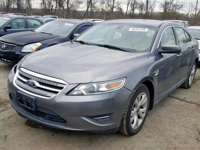 1FAHP2EW8BG144256 - 2011 FORD TAURUS SEL GRAY photo 2