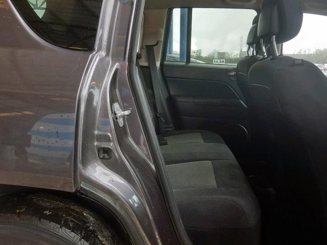 1C4NJCBA8FD156038 - 2015 JEEP COMPASS SP ნაცრისფერი ფოტო 6