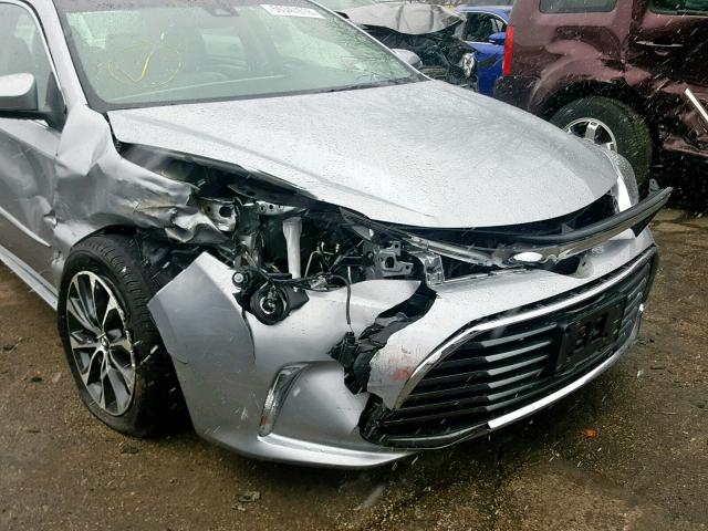 4T1BK1EBXJU265596 - 2018 TOYOTA AVALON XLE SILVER photo 9