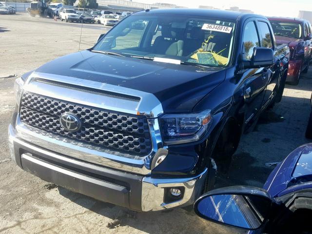 5TFDY5F12JX747051 - 2018 TOYOTA TUNDRA CRE BLACK photo 2