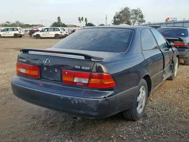 JT8BF28G0X5072591 - 1999 LEXUS ES 300 BLACK photo 4