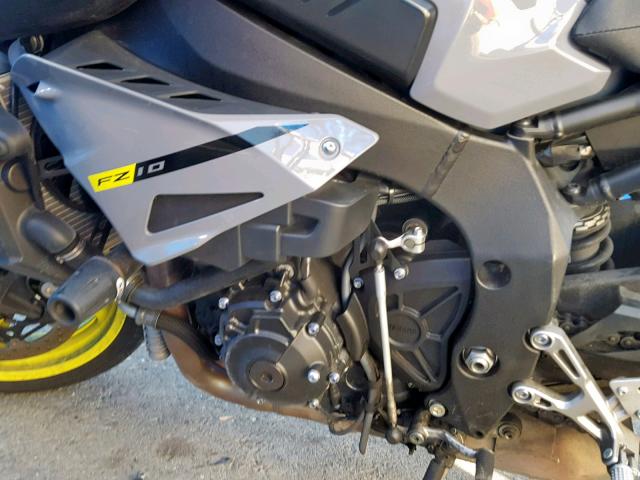 JYARN48Y3HA000117 - 2017 YAMAHA FZ10 C GRAY photo 7