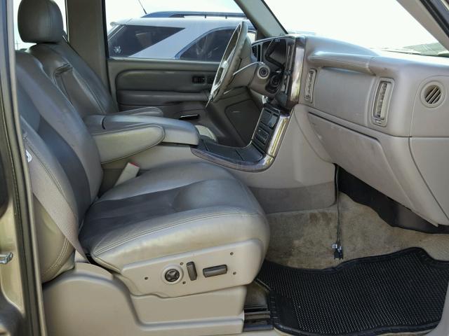 1GKEK63U35J239274 - 2005 GMC YUKON DENA GRAY photo 5