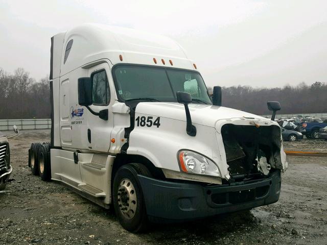 3AKJGLD5XGSGP1241 - 2016 FREIGHTLINER CASCADIA 1 WHITE photo 1