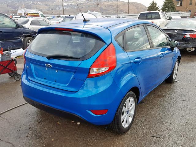 3FADP4EJ4CM140632 - 2012 FORD FIESTA SE BLUE photo 4