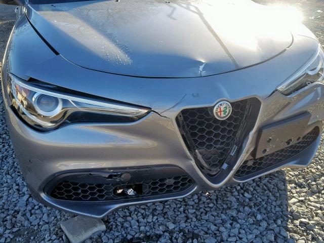 ZASFAKBN7J7B71274 - 2018 ALFA ROMEO STELVIO TI GRAY photo 9