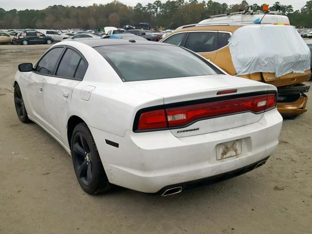 2C3CDXHG1CH290622 - 2012 DODGE CHARGER SX WHITE photo 3