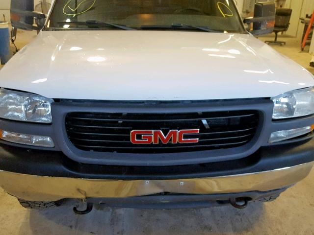 1GTEK14V4YE388554 - 2000 GMC NEW SIERRA WHITE photo 9