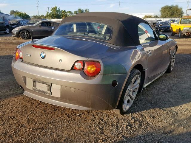 4USBT53473LU03143 - 2003 BMW Z4 3.0 GRAY photo 4