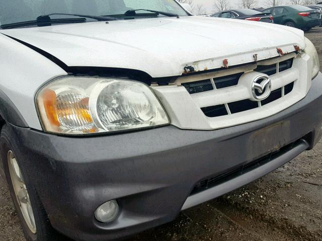 4F2CZ94115KM49337 - 2005 MAZDA TRIBUTE S WHITE photo 9