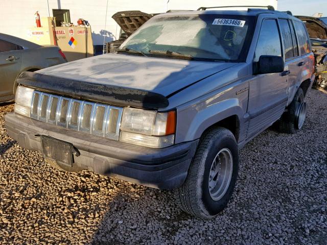 1J4GZ58S2SC531302 - 1995 JEEP GRAND CHER SILVER photo 2