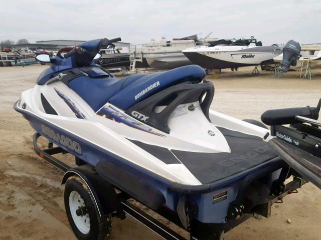 ZZN29244C202 - 2002 BOMBARDIER SEADOO TWO TONE photo 3