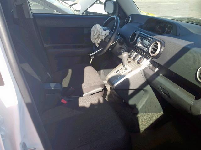 JTLZE4FE7A1105623 - 2010 TOYOTA SCION XB 白色 照片 5
