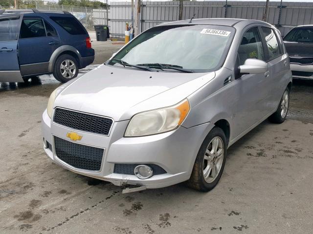 KL1TG66E69B327039 - 2009 CHEVROLET AVEO LT SILVER photo 2