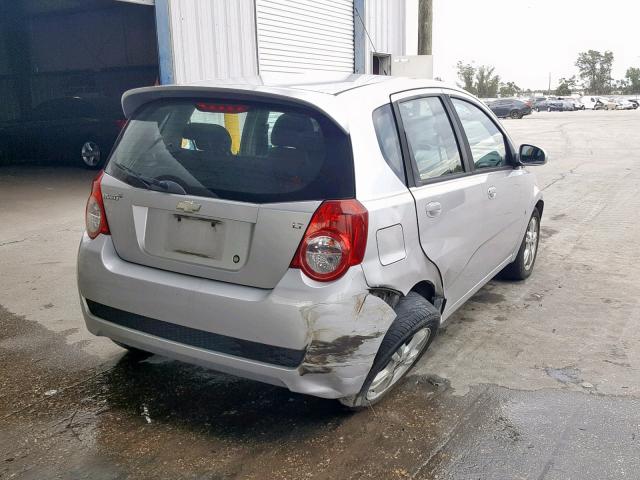 KL1TG66E69B327039 - 2009 CHEVROLET AVEO LT SILVER photo 4