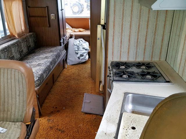 H030356S6952 - 1976 PACE MOTORHOME BROWN photo 6