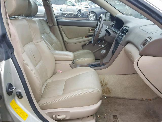 JT8BF28G2W0098203 - 1998 LEXUS ES 300 GRAY photo 5