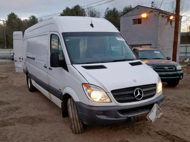 WD3PE8CB5B5589588 - 2011 MERCEDES-BENZ SPRINTER 2 WHITE photo 1