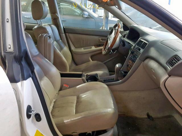 JT8BF28G310293381 - 2001 LEXUS ES 300 WHITE photo 5