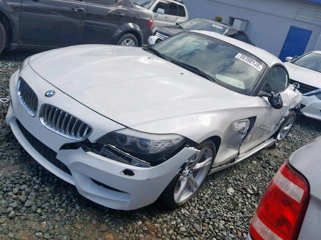 WBALL5C53CE717067 - 2012 BMW Z4 SDRIVE2 WHITE photo 2