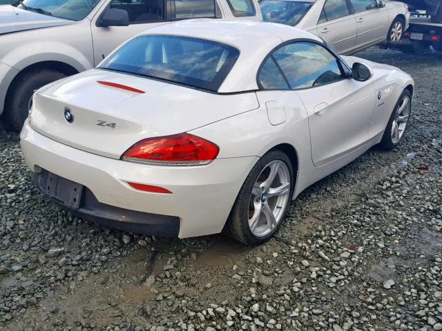 WBALL5C53CE717067 - 2012 BMW Z4 SDRIVE2 WHITE photo 4