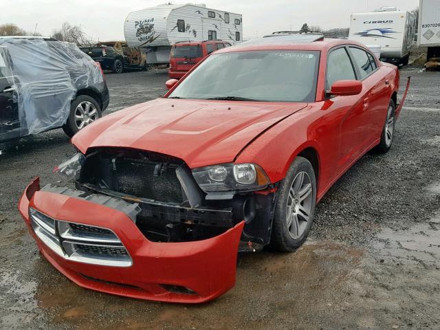 2C3CDXHG5CH177014 - 2012 DODGE CHARGER SX RED photo 2